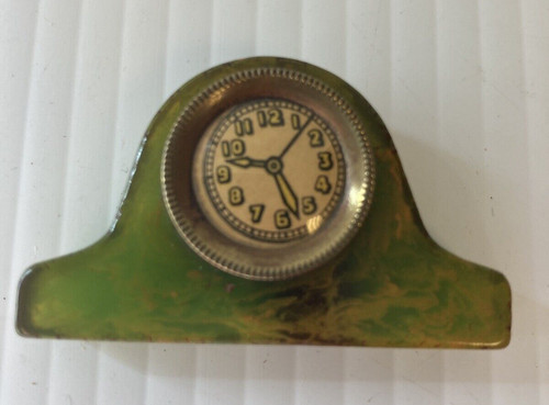 Green bakelite catalin clock - bakelite,