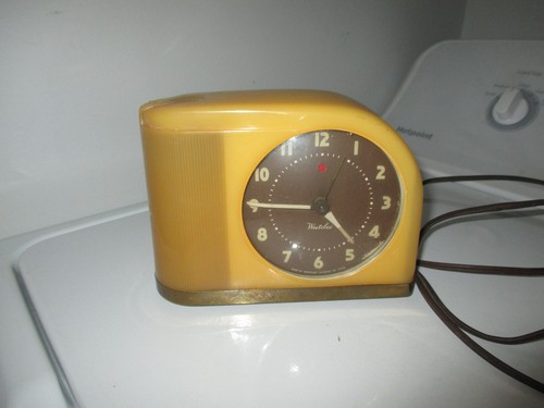 1950 art deco westclox - art,